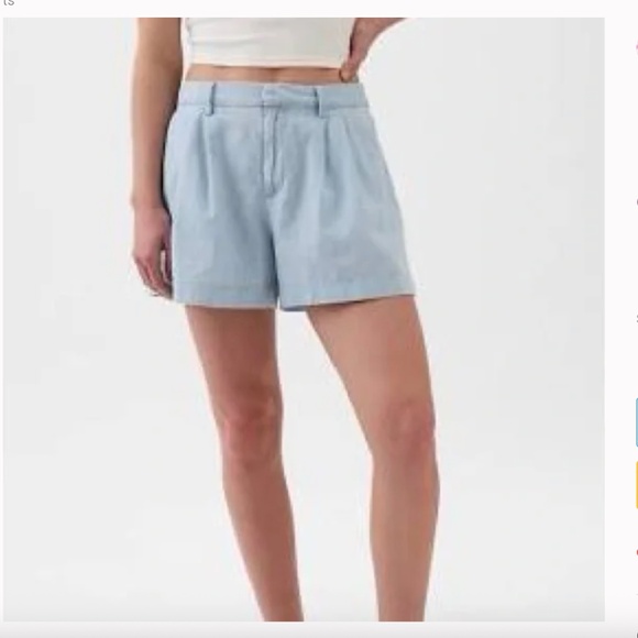 NWT GAP Light Weight Pleated Shorts Sz M - Picture 1 of 6